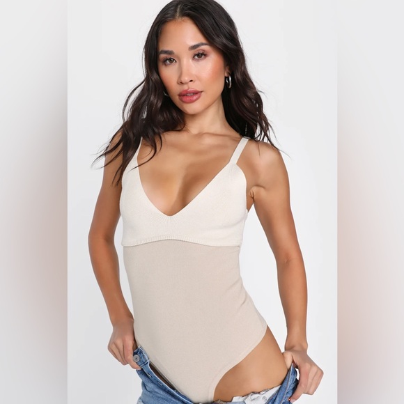 Lulus Tops - Lulus Trendy Demeanor Ivory And Beige Color Block Sleeveless Bodysuit - Size XS